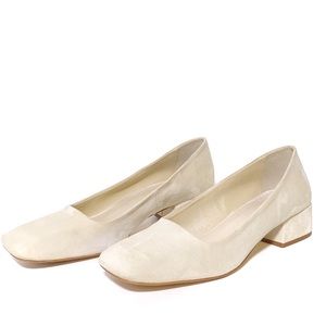 Zara Basic Cream Suede Square Tip Heels size 11